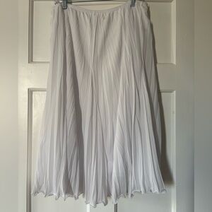 Cato Pull On A-Line White Full Lined Midi Slip Skirt Lettuce Hem Festival Boho M